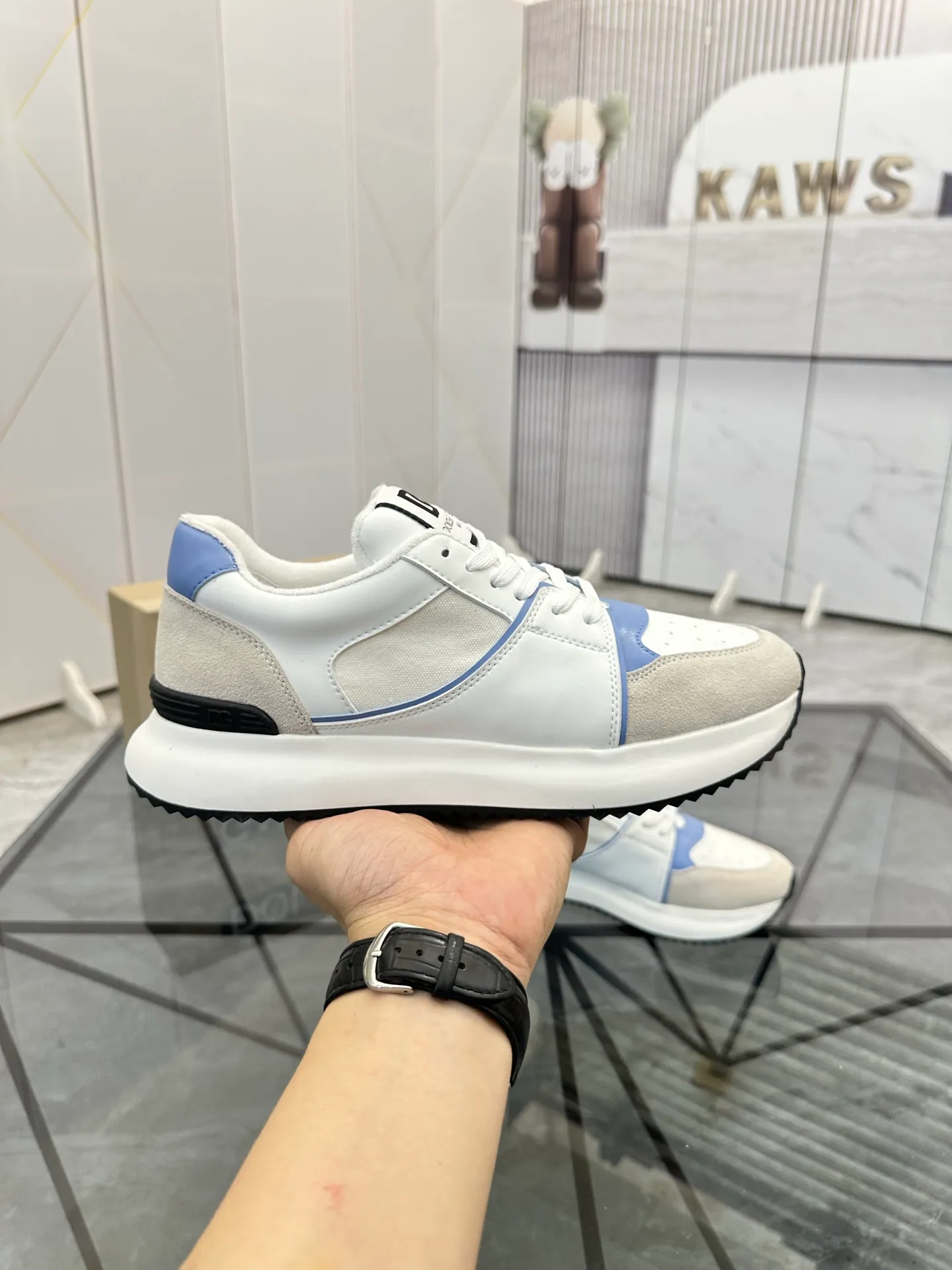 Selling men's shoes 💰: 💰P480¥ Product trademark: DG* "Dolce & Gabbana*" low-top casual shoes Regular size: 38-45 (can be customized to 46) Product material: imported cowhide upper, breathable lining, original outsole. Number: 803